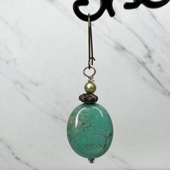 Silver Tone Faux Turquoise Beaded Dangle Earrings Pierced Pair - Picture 5 of 7